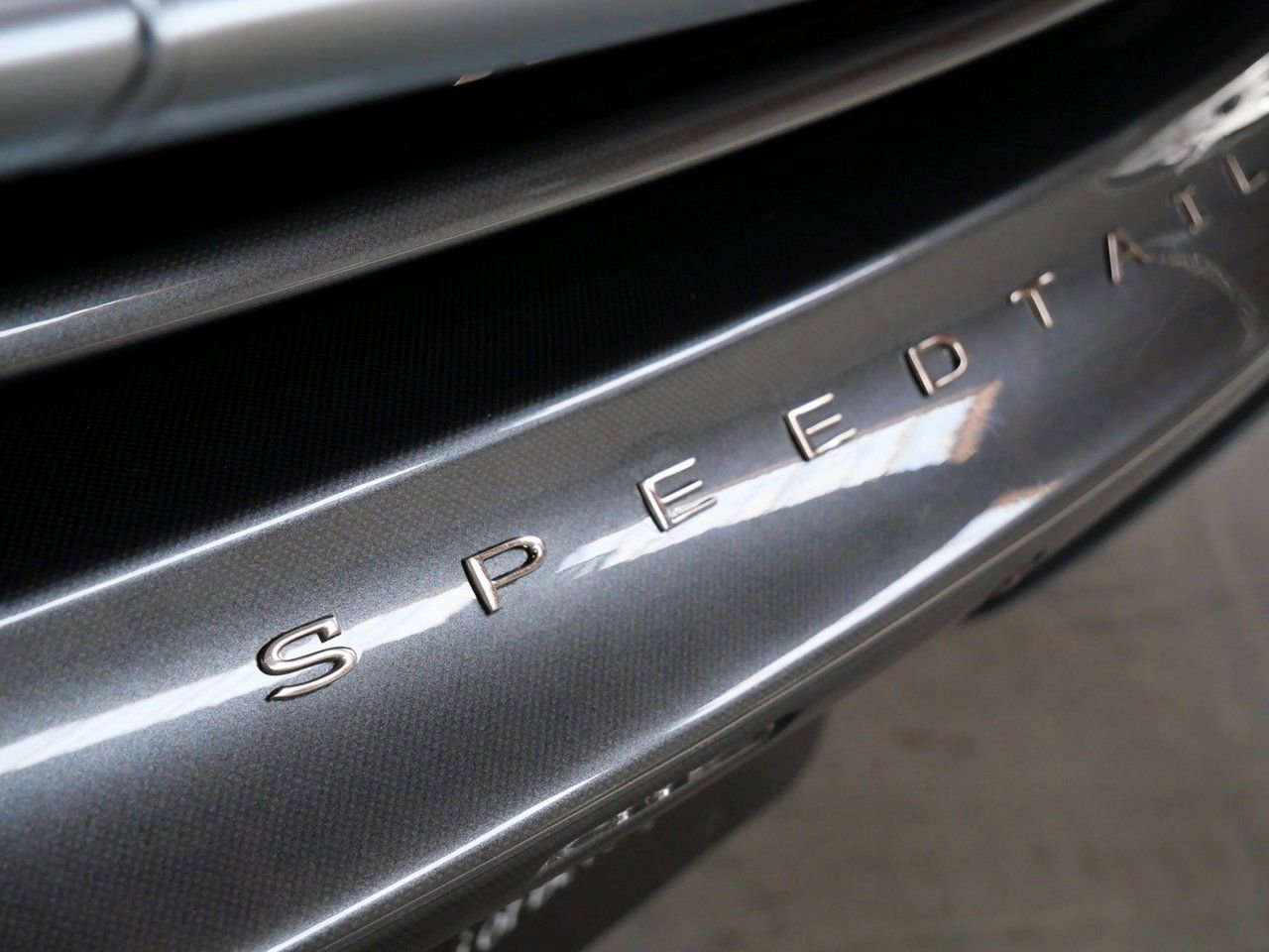 Used 2020 McLaren Speedtail RWD image 43