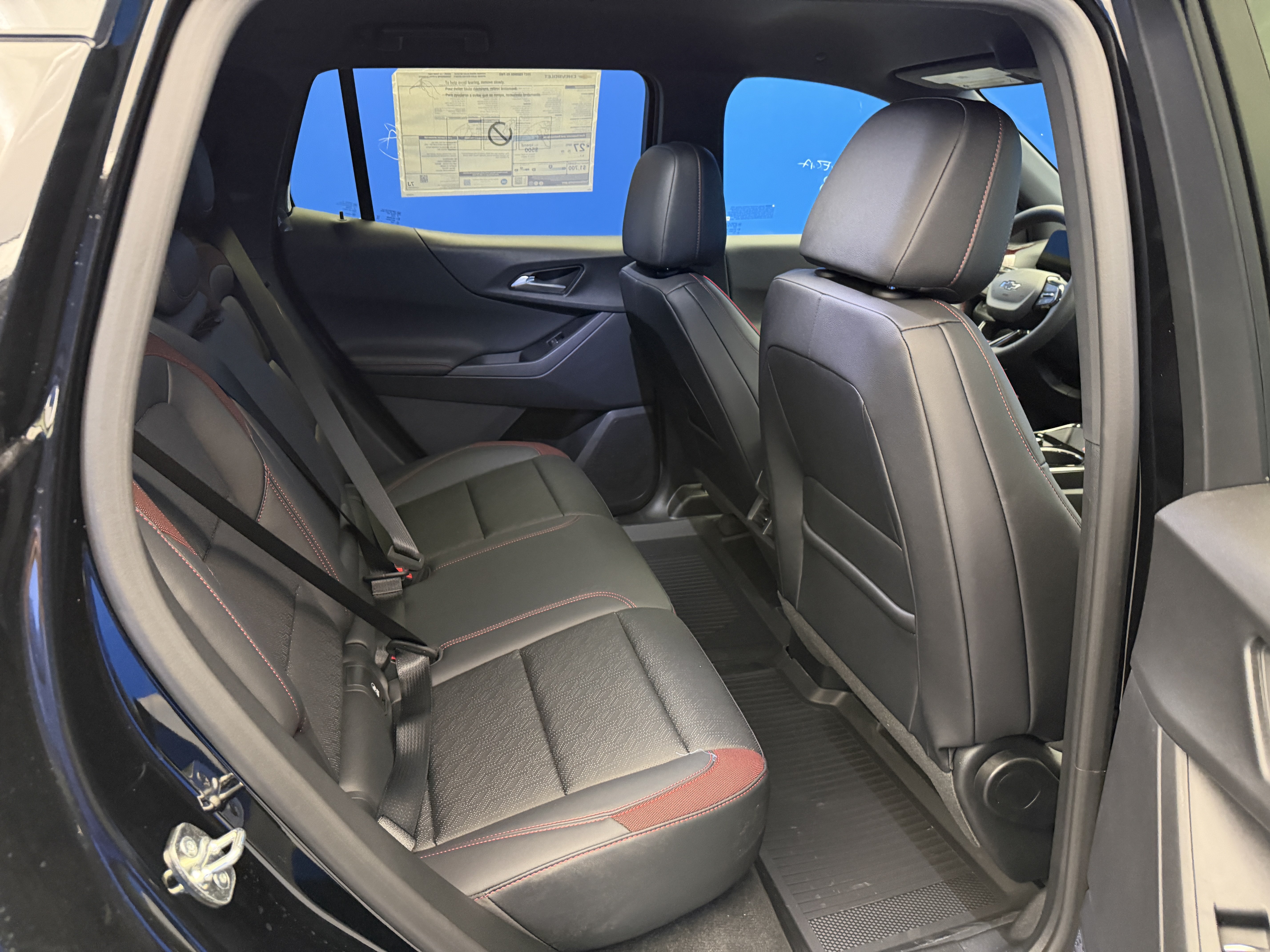 New 2027 Chevrolet Equinox RS w/ Safety and Technology Package FWD image 27
