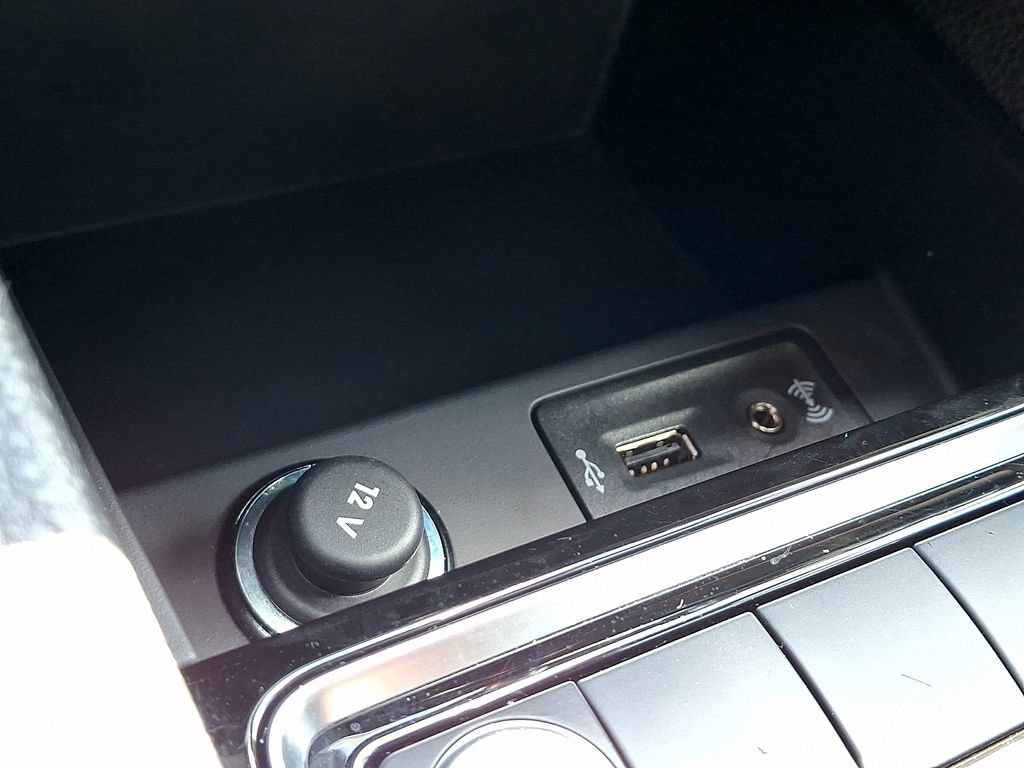 Used 2017 Volkswagen Jetta Sport FWD image 24