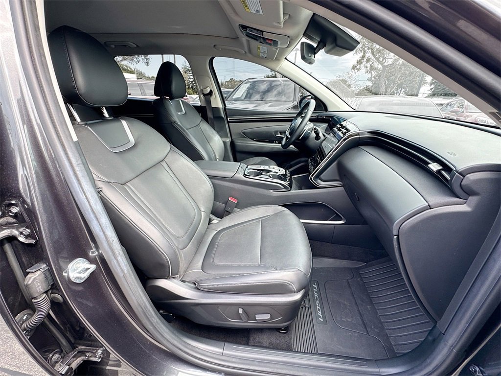 Used 2023 Hyundai Tucson Limited image 31