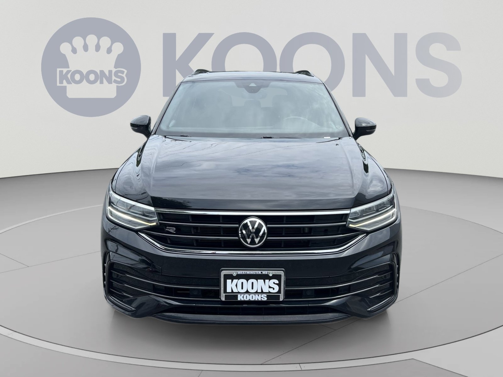 Used 2023 Volkswagen Tiguan SE R-Line AWD/4WD image 11