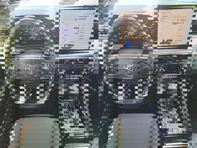 Used 2024 Toyota Tacoma Trailhunter image 9