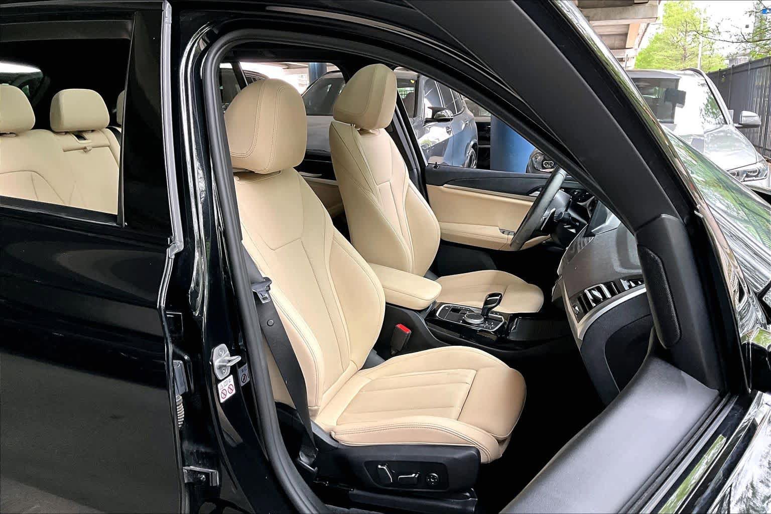 Used 2024 BMW X3 sDrive30i w/ M Sport Package RWD image 8