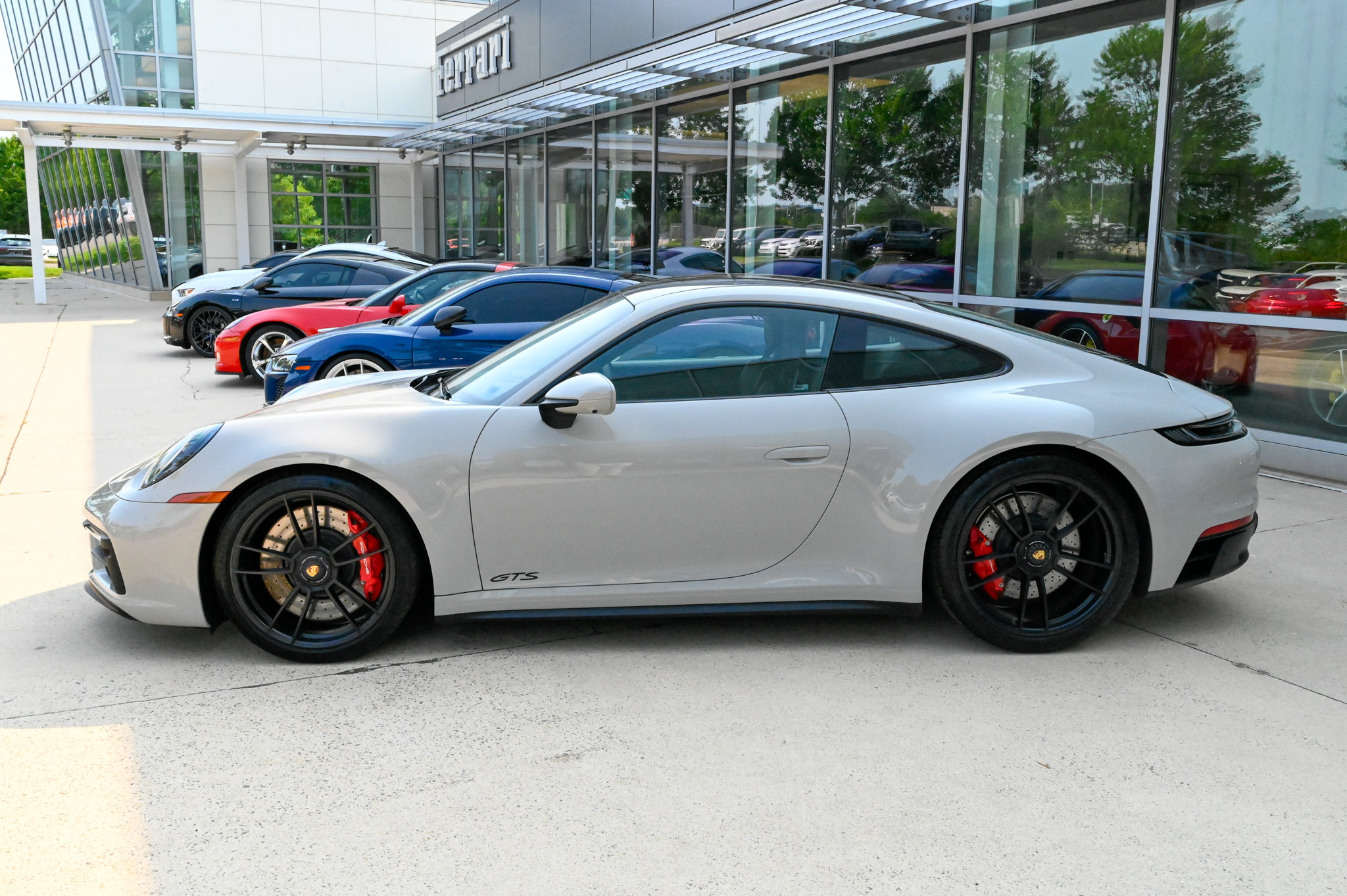 Used 2024 Porsche 911 Carrera GTS RWD image 8