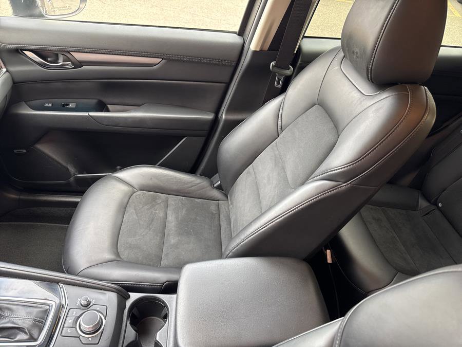 Used 2019 MAZDA CX-5 Touring image 19