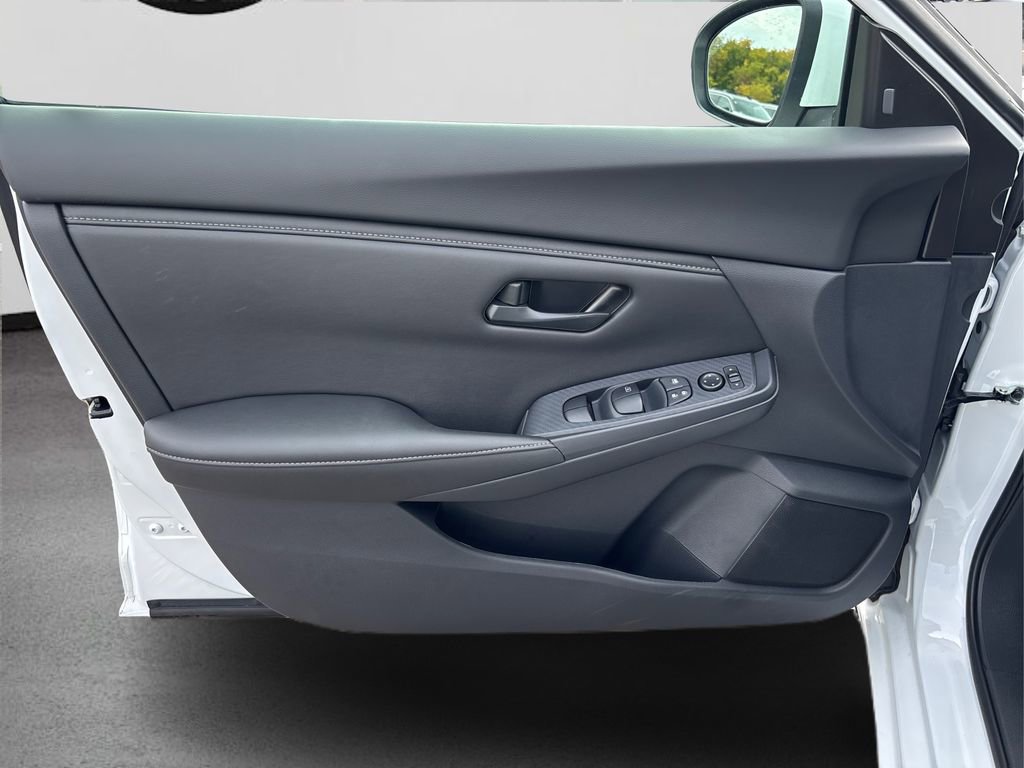 Certified 2025 Nissan Sentra S image 21