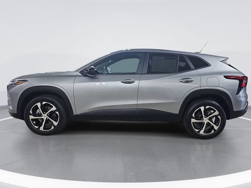 Certified 2024 Chevrolet Trax RS w/ Driver Confidence Package FWD image 7