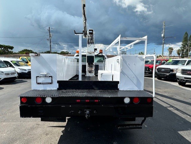 Used 2000 Ford F550 2WD Regular Cab Super Duty image 7