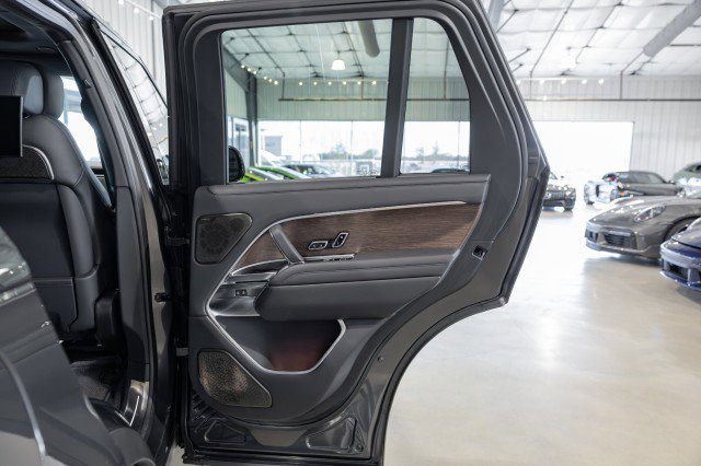 Used 2025 Land Rover Range Rover Autobiography image 26