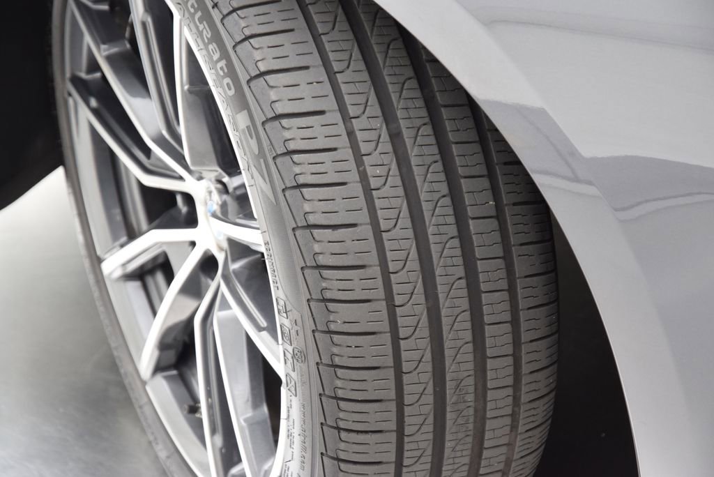 Used 2021 BMW 330i Sedan w/ Driving Assistance Package image 22