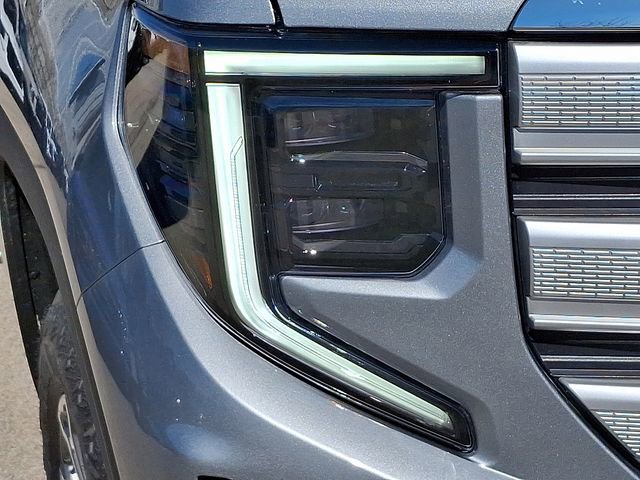 New 2026 GMC Sierra 1500 SLE image 10