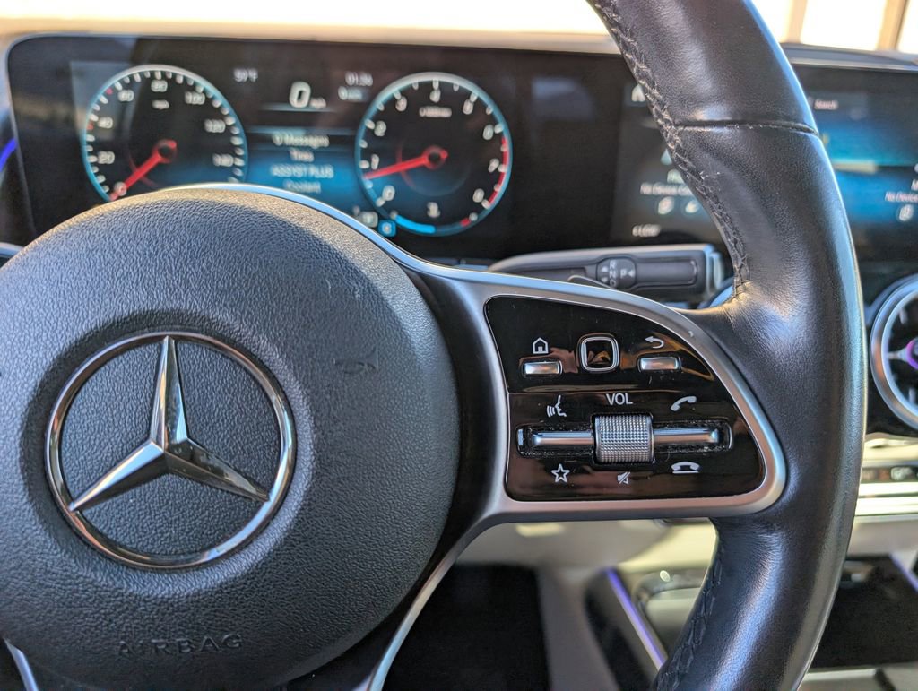 Certified 2022 Mercedes-Benz GLB 250 GLB 250 image 25