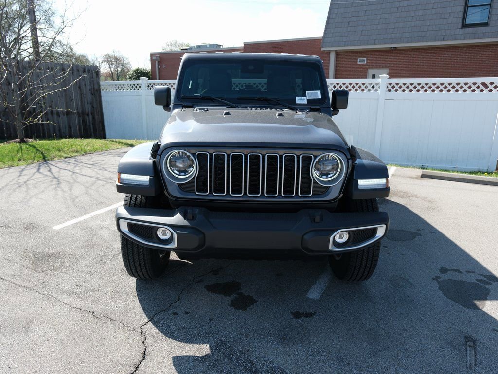 New 2025 Jeep Wrangler Unlimited Sahara AWD/4WD image 14