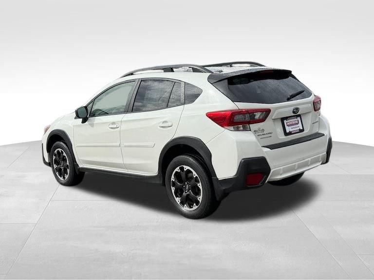 Used 2022 Subaru Crosstrek 2.0i image 3
