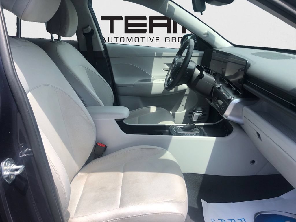 Used 2024 Hyundai Kona SEL FWD image 24