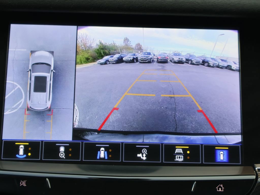 Used 2023 Cadillac XT6 Sport w/ Platinum Package image 35