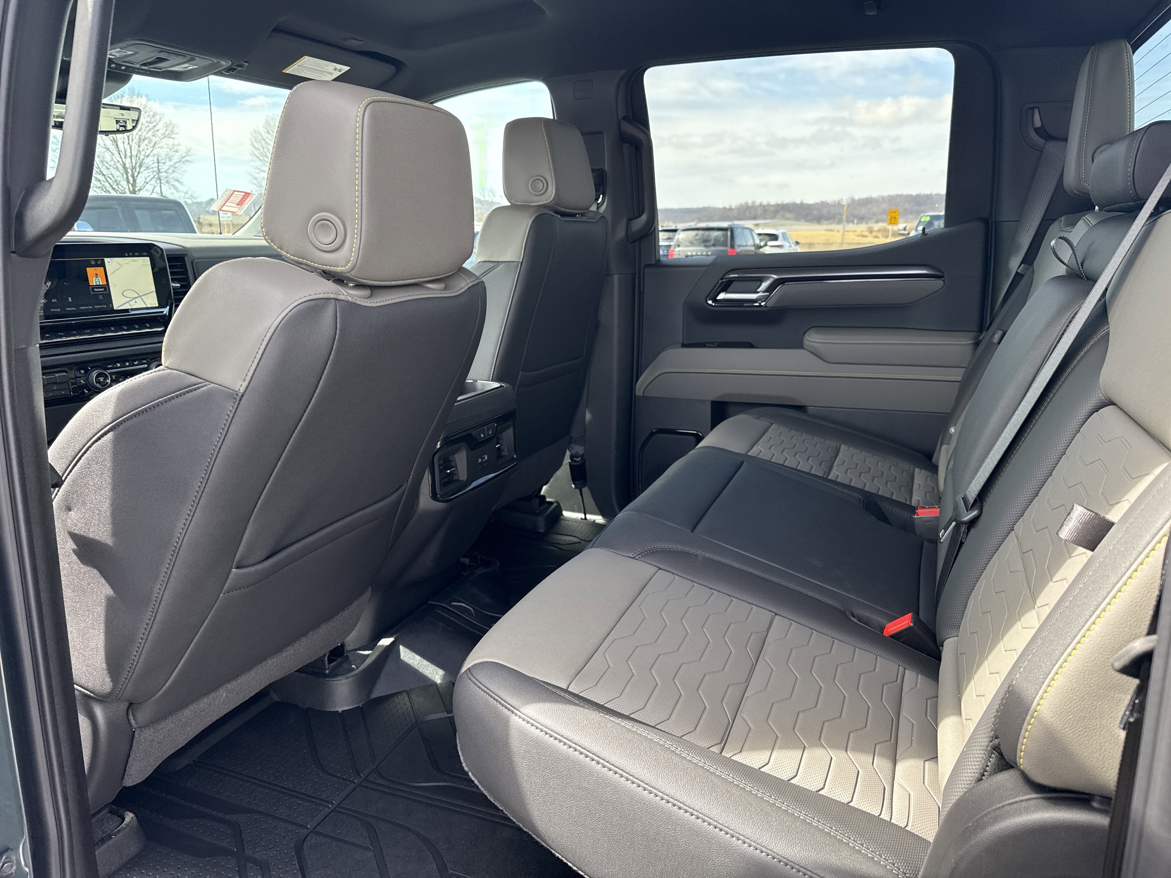 New 2026 Chevrolet Silverado 1500 ZR2 image 13