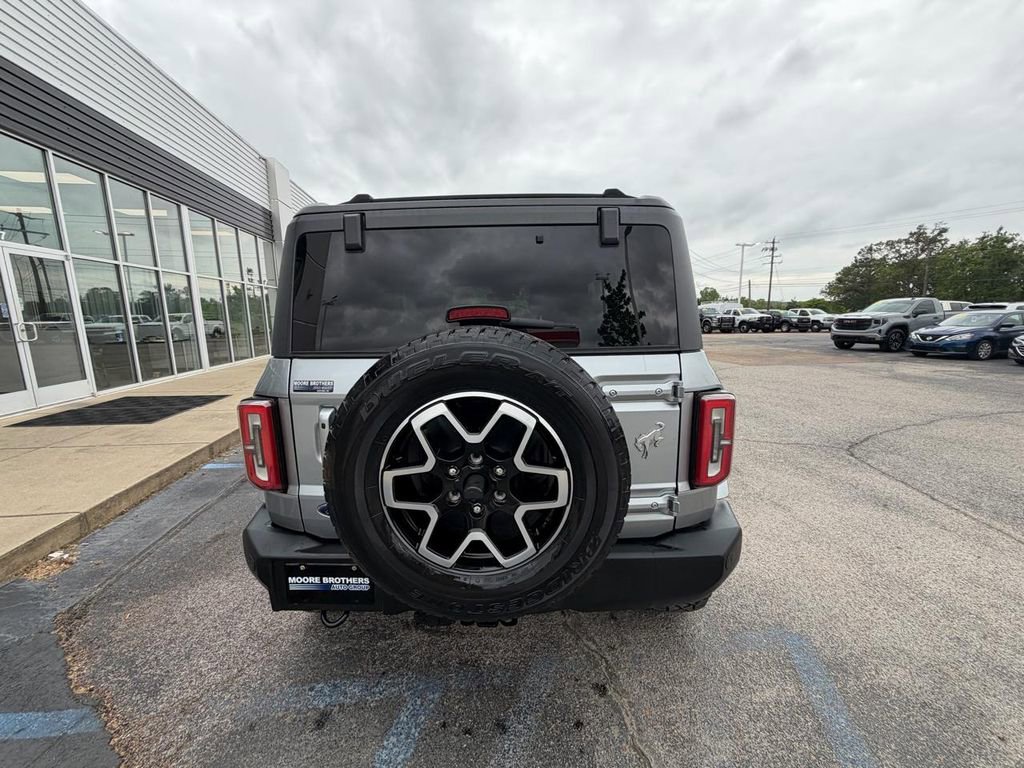 Used 2022 Ford Bronco Outer Banks AWD/4WD image 7