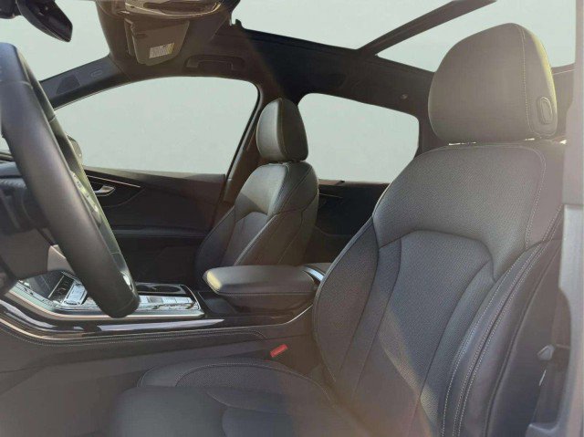 Certified 2025 Audi Q7 3.0T Prestige w/ Prestige Package image 19