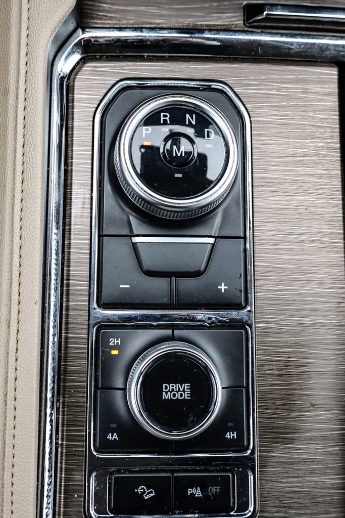 Used 2024 Ford Expedition Limited image 33
