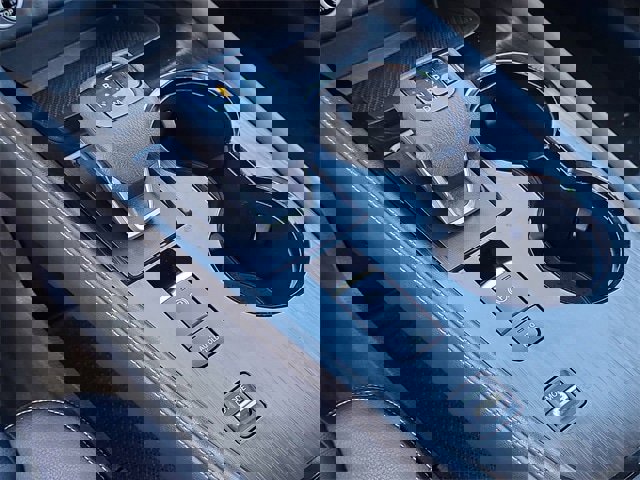 Used 2022 Nissan Rogue SL image 17