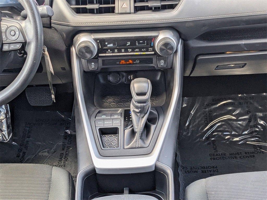 Used 2024 Toyota RAV4 LE image 19