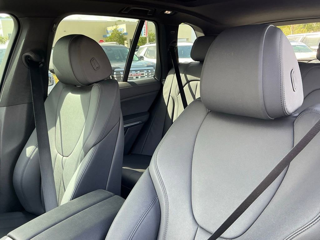 Used 2021 BMW X5 sDrive40i w/ Premium Package image 27