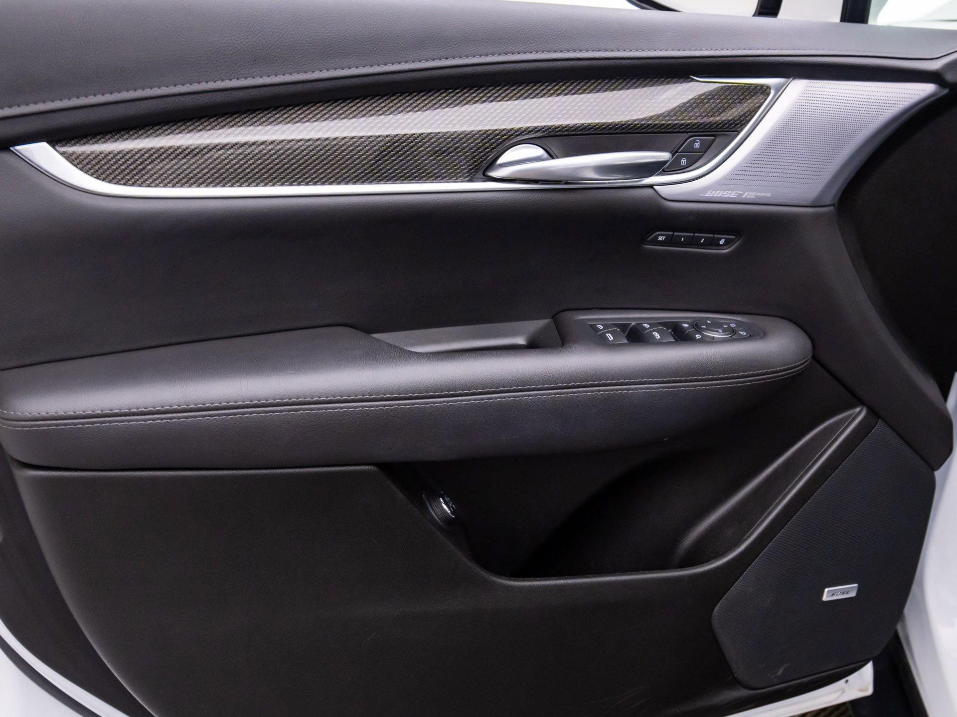 Certified 2022 Cadillac XT5 Sportv w/ LPO, Floor Liner Package image 15