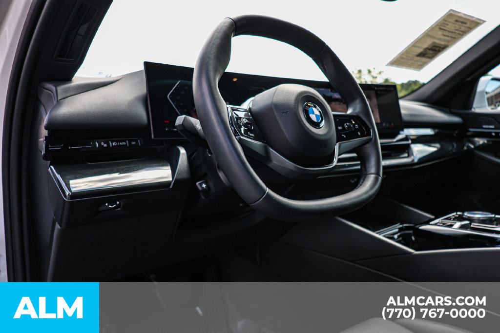 Used 2026 BMW 530i RWD image 24