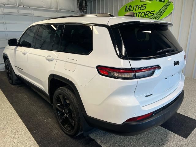 Used 2023 Jeep Grand Cherokee L Laredo AWD/4WD image 4