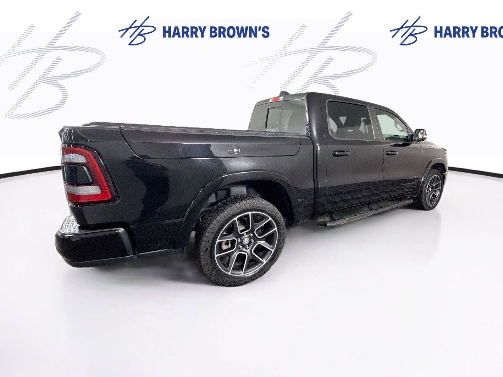 Used 2019 RAM 1500 Laramie AWD/4WD image 28