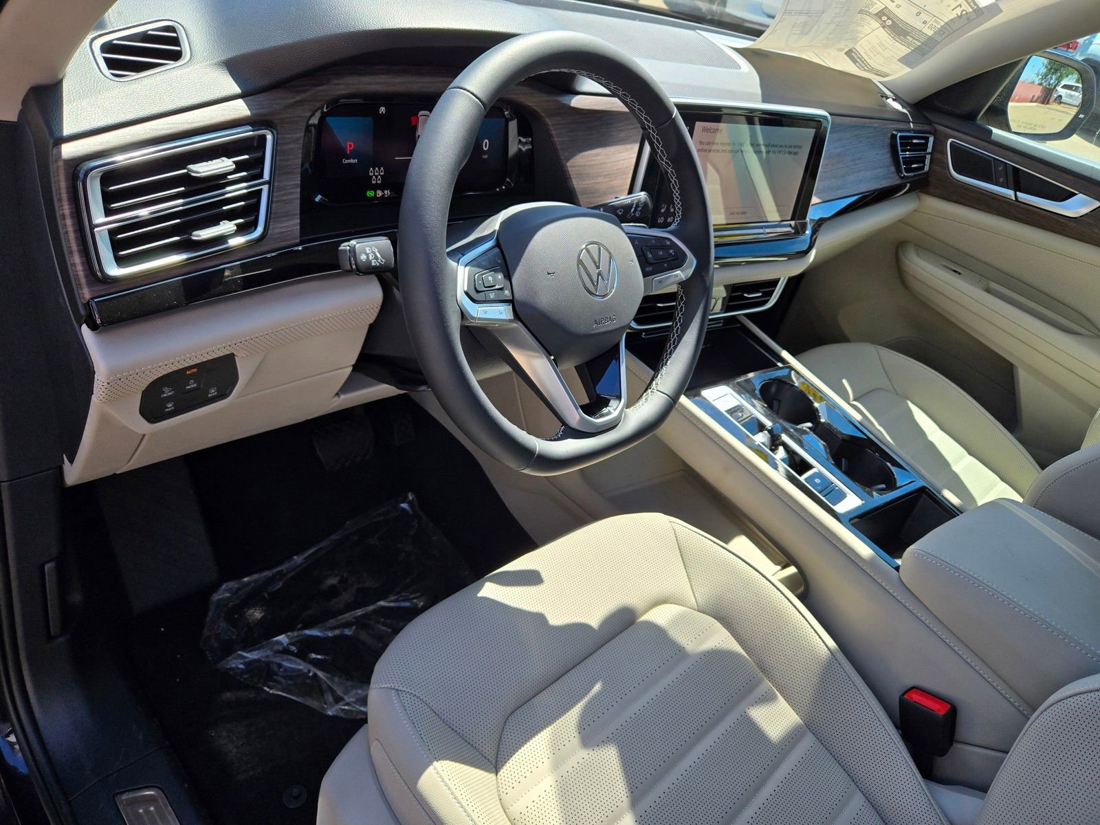 New 2026 Volkswagen Atlas SEL image 11