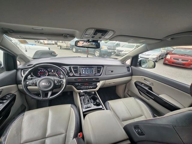 Used 2017 Kia Sedona EX FWD image 17
