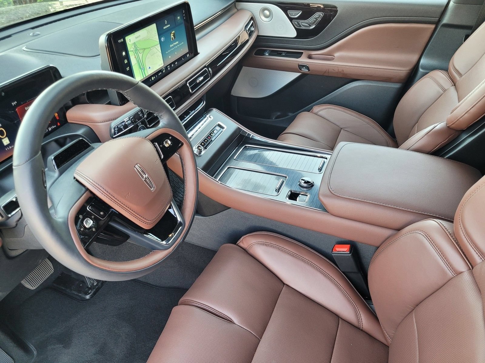 New 2026 Lincoln Aviator Reserve AWD/4WD image 11