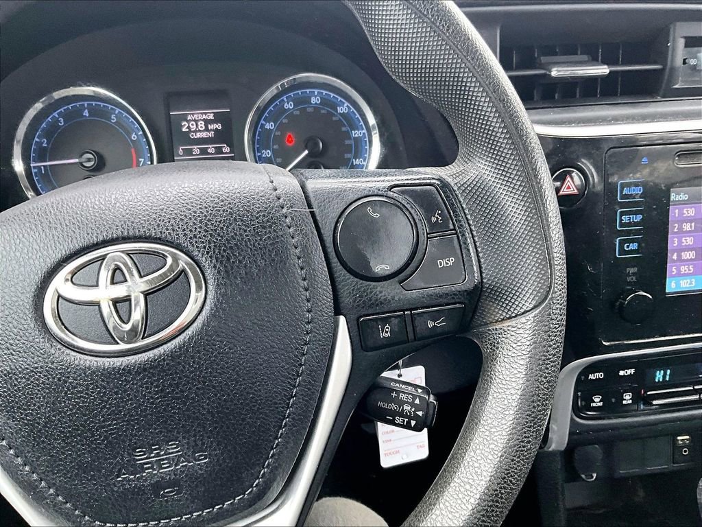 Used 2019 Toyota Corolla LE image 11