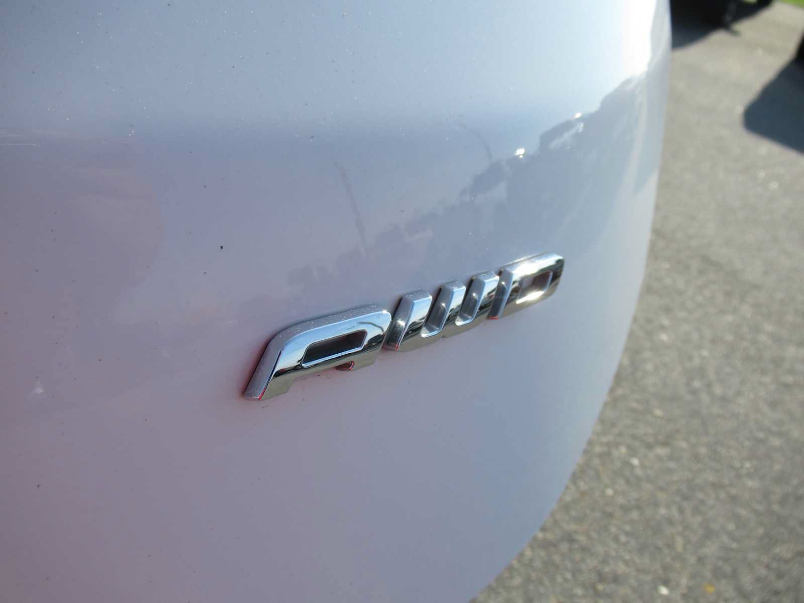 Used 2024 Ford Edge SEL AWD/4WD image 16