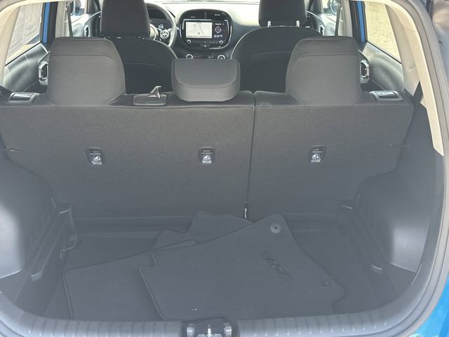 Used 2025 Kia Soul S FWD image 11