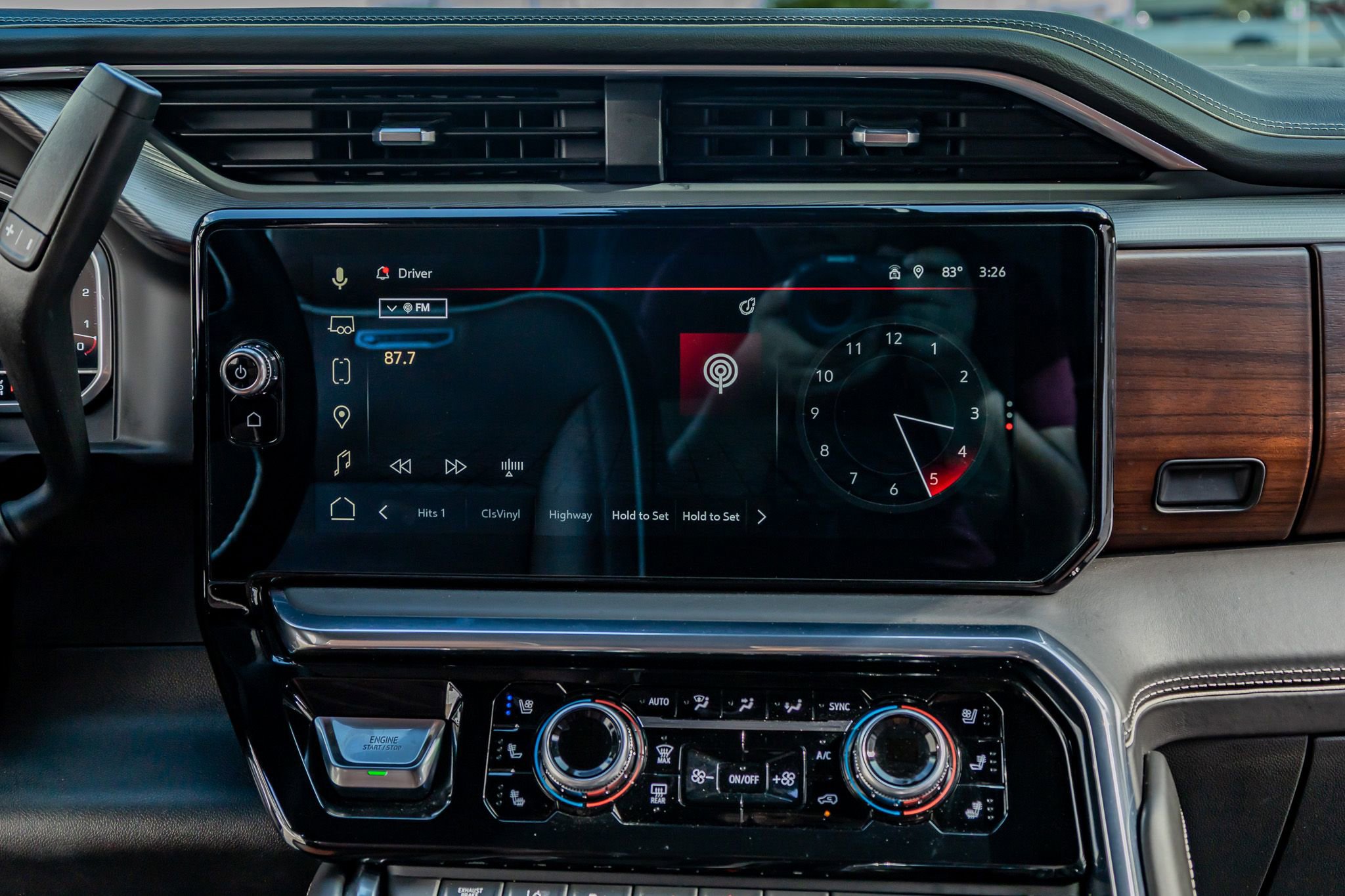 Used 2024 GMC Sierra 3500 Denali Ultimate image 24