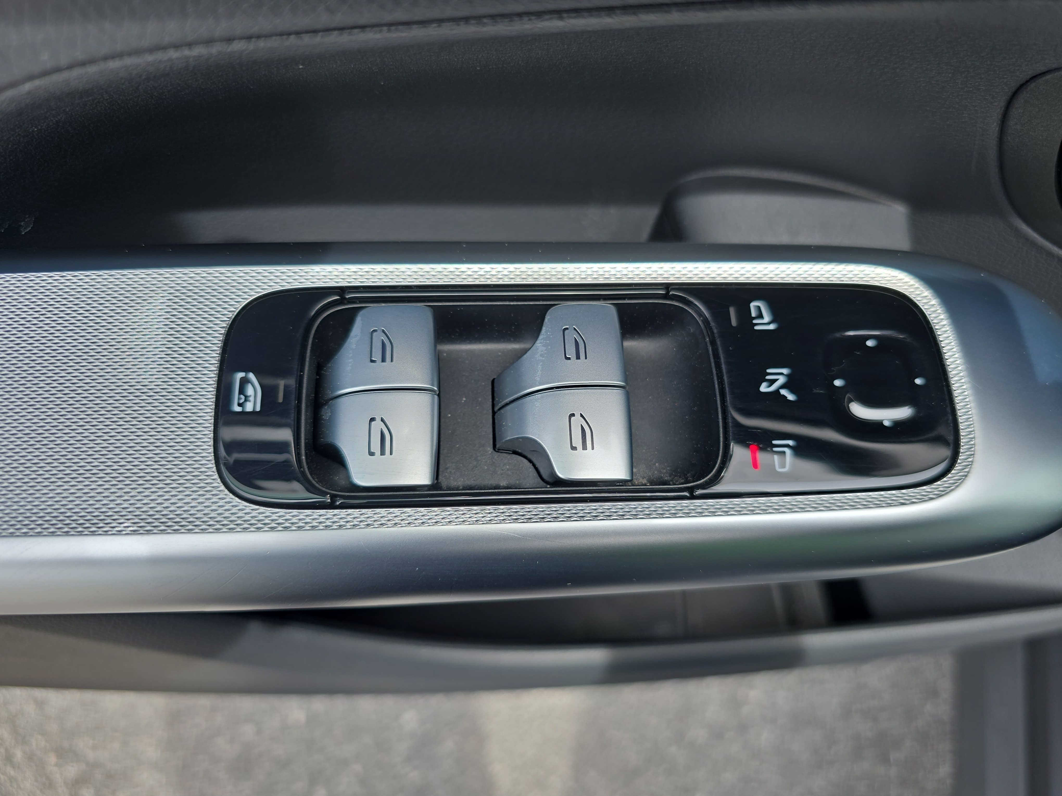 Used 2023 Mercedes-Benz GLC 300 4MATIC image 28