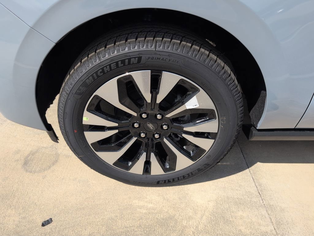 New 2026 Ford Expedition Platinum AWD/4WD image 19