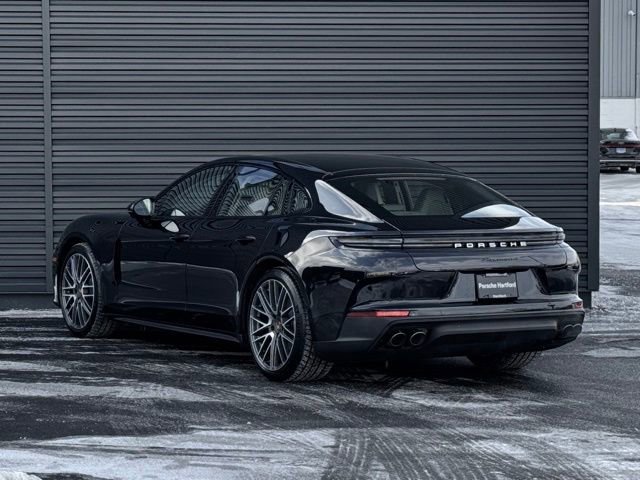 New 2026 Porsche Panamera 4 image 3