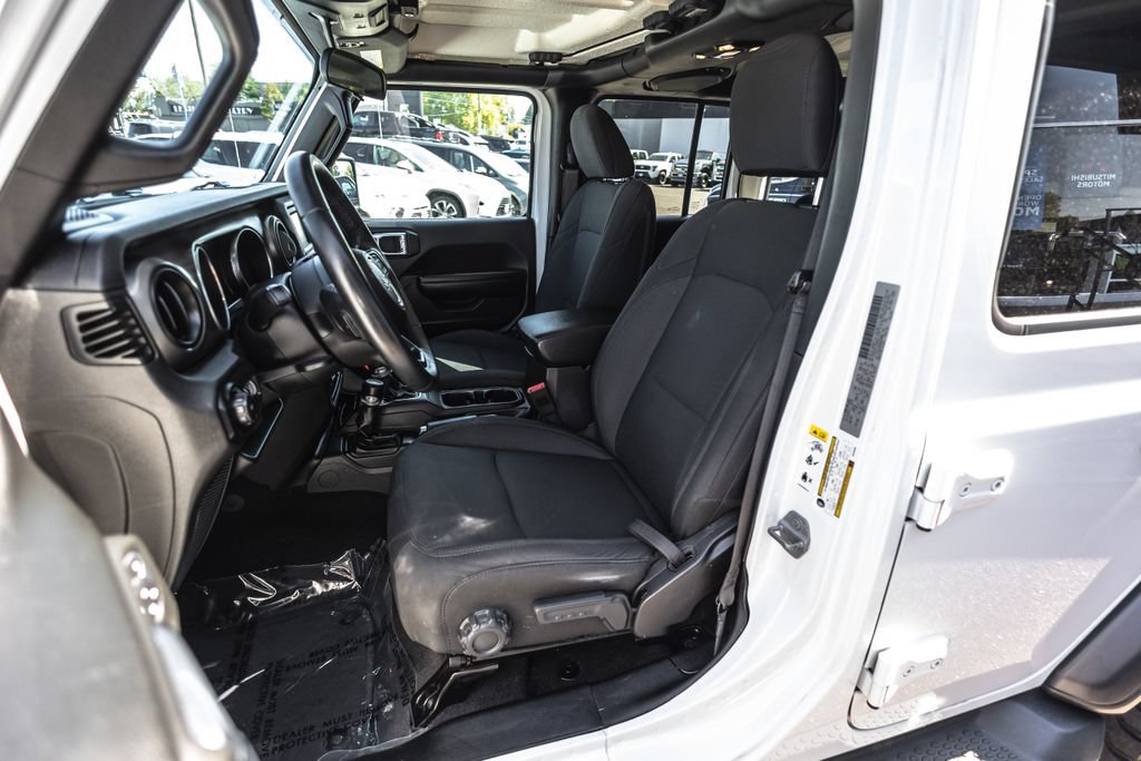 Used 2019 Jeep Wrangler Unlimited Sport S AWD/4WD image 20