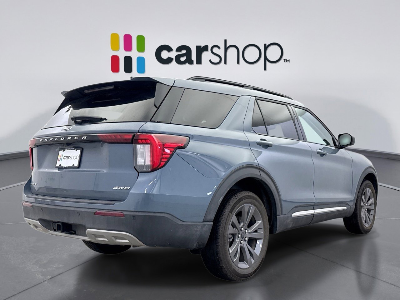 Used 2025 Ford Explorer Active w/ Active Comfort Package image 5