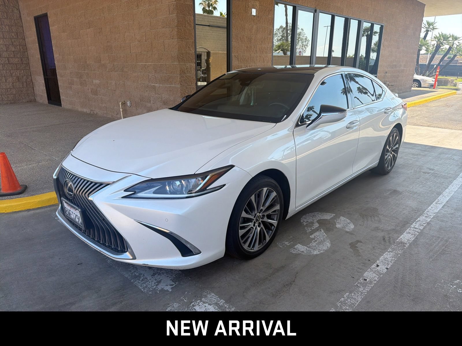 Used 2021 Lexus ES 350 w/ Premium Package FWD 360° Tour