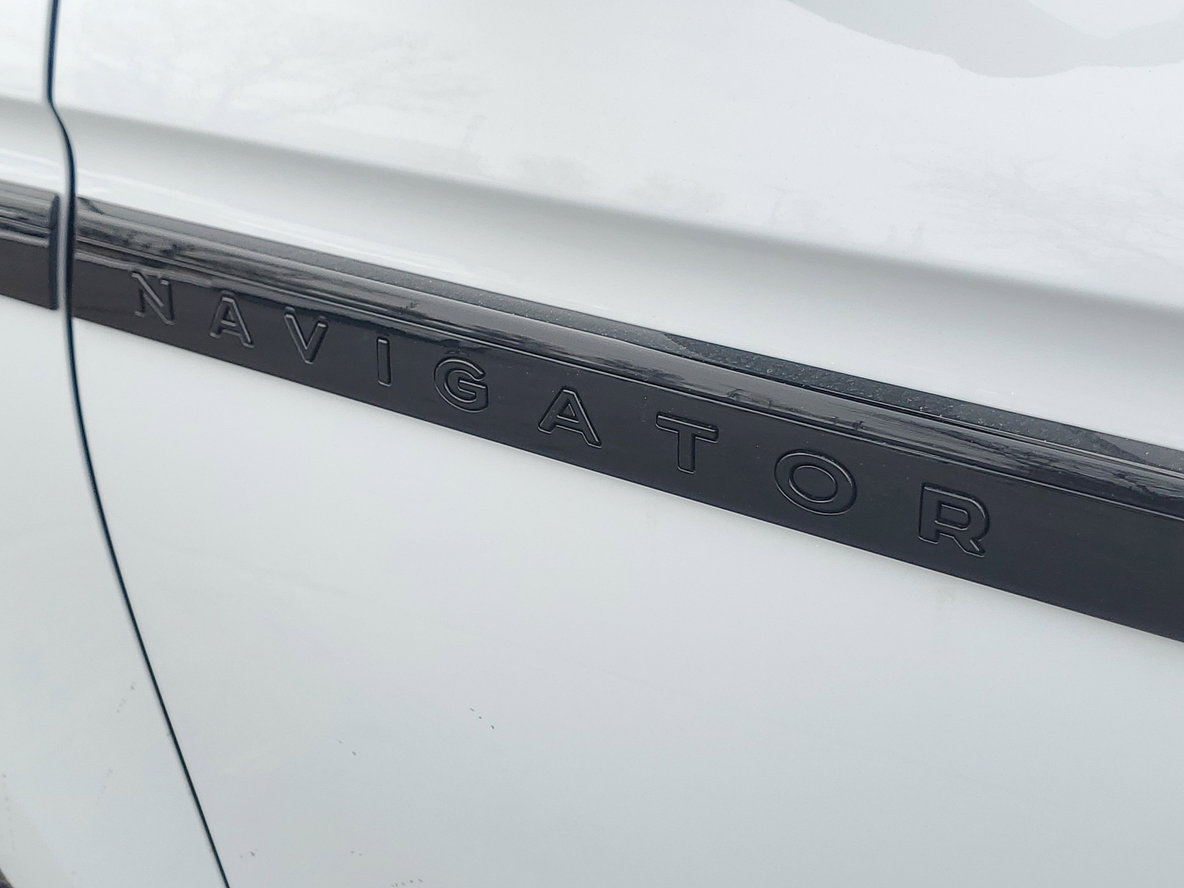 New 2026 Lincoln Navigator Reserve w/ Jet Appearance Package image 7