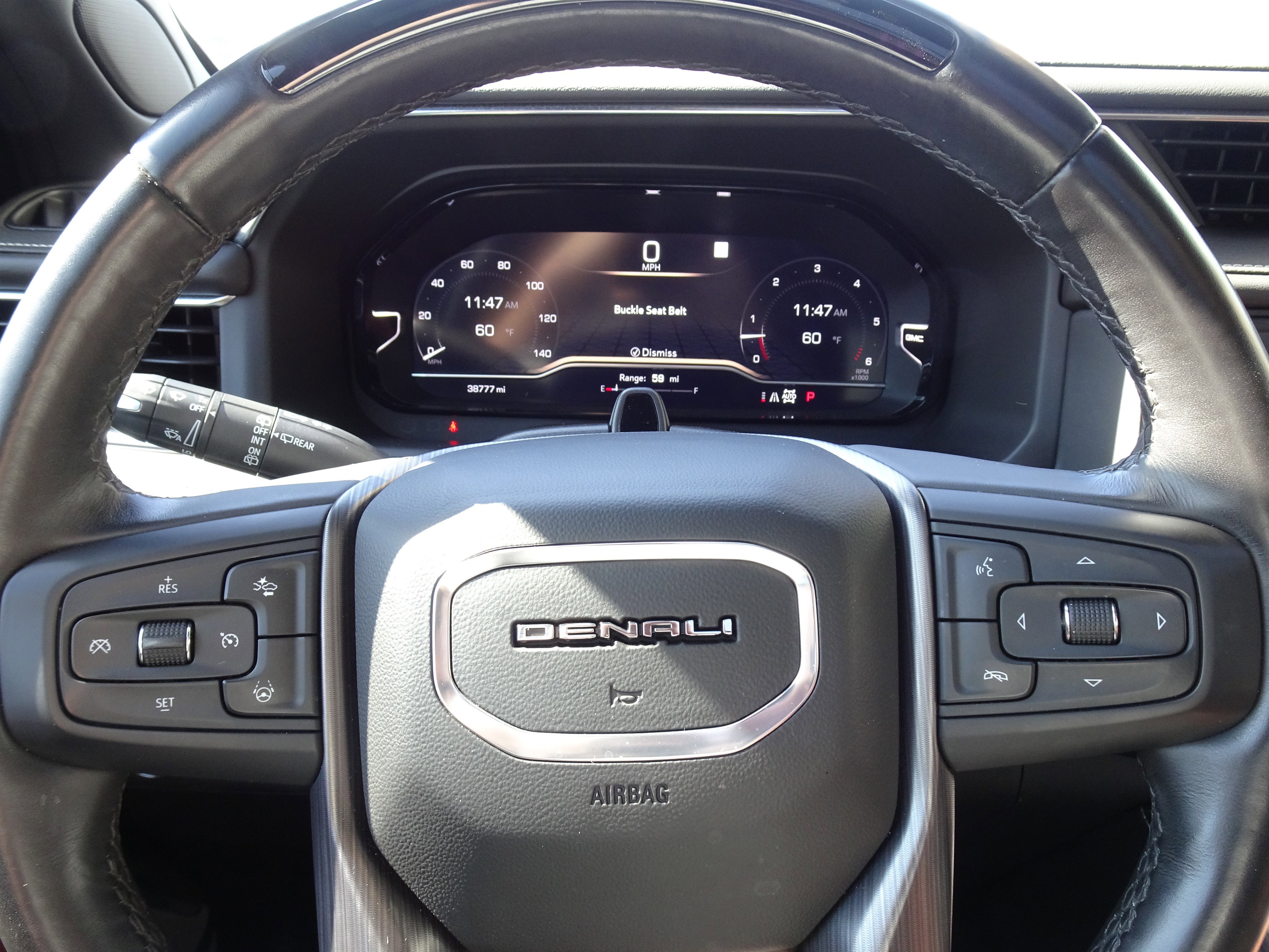 Used 2023 GMC Yukon Denali Ultimate image 22