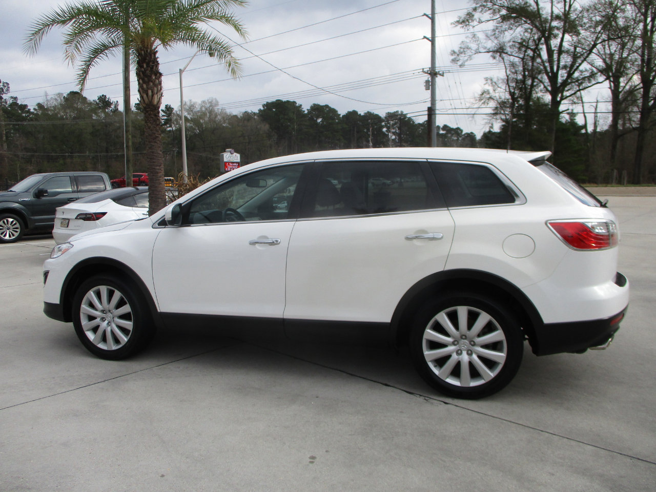 Used 2010 MAZDA CX-9 Grand Touring w/ Moonroof & Bose Audio Pkg image 20