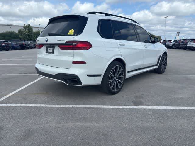Used 2022 BMW X7 xDrive40i w/ M Sport Package AWD/4WD image 5