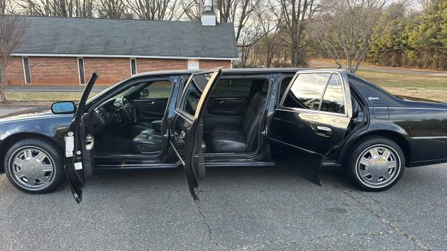 Used 2006 Cadillac DTS image 12