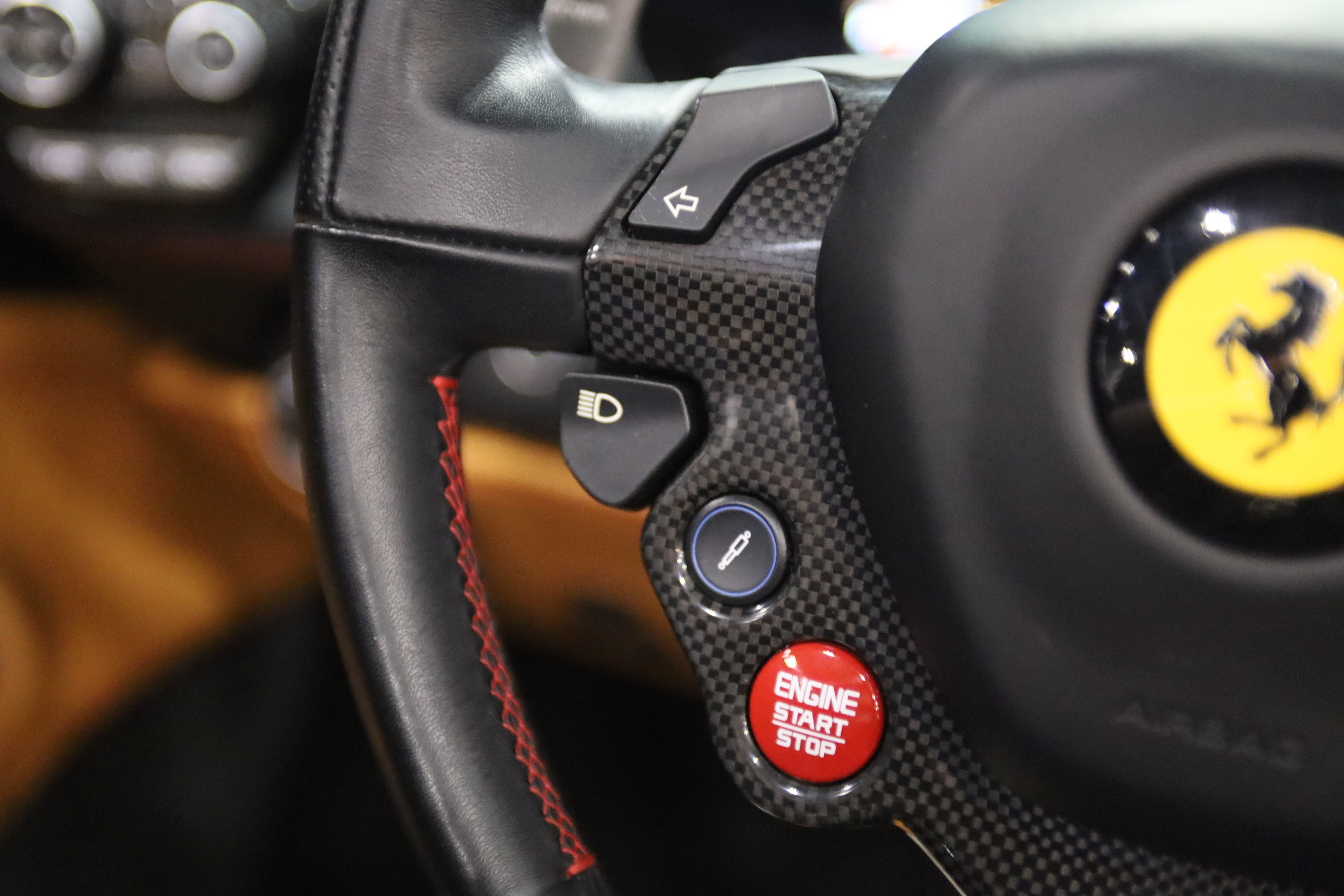 Used 2019 Ferrari 488 Spider RWD image 22